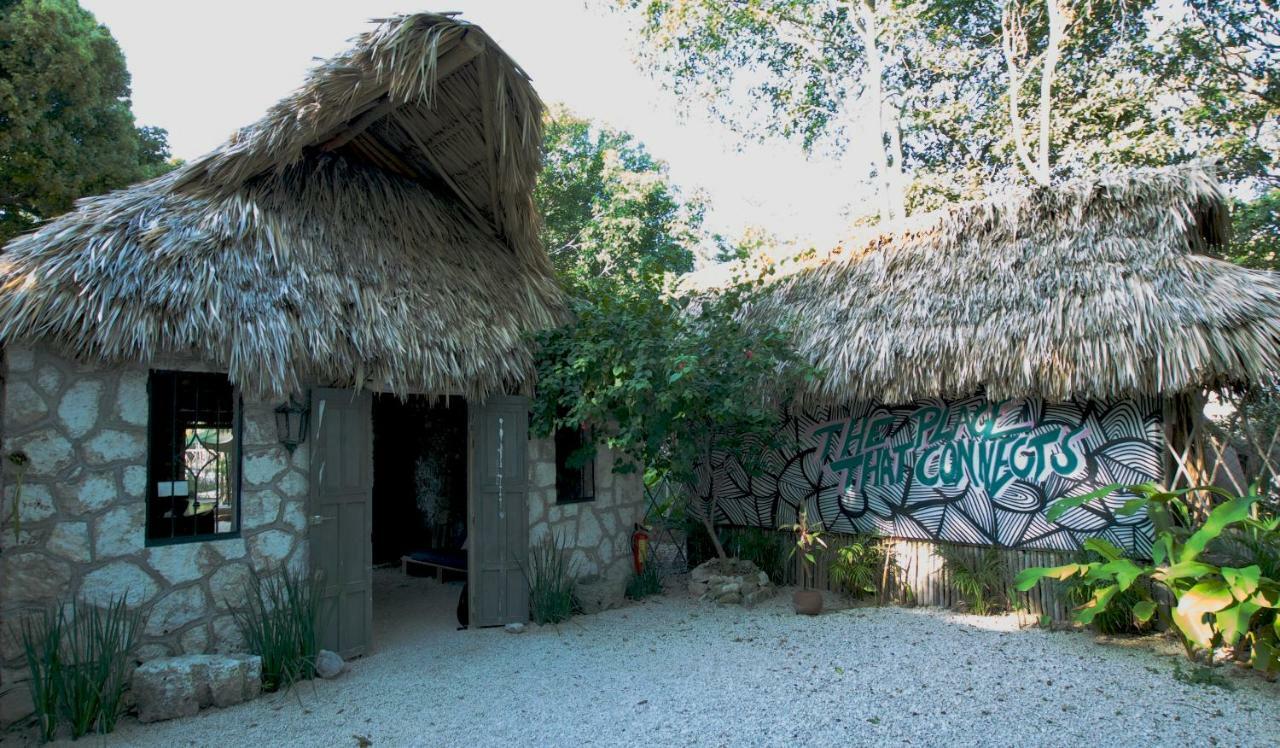 普拉亚卡门Huaya Camp公寓 外观 照片
